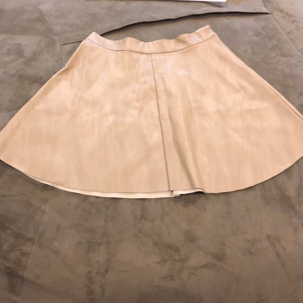 Olivaceous faux-leather skirt